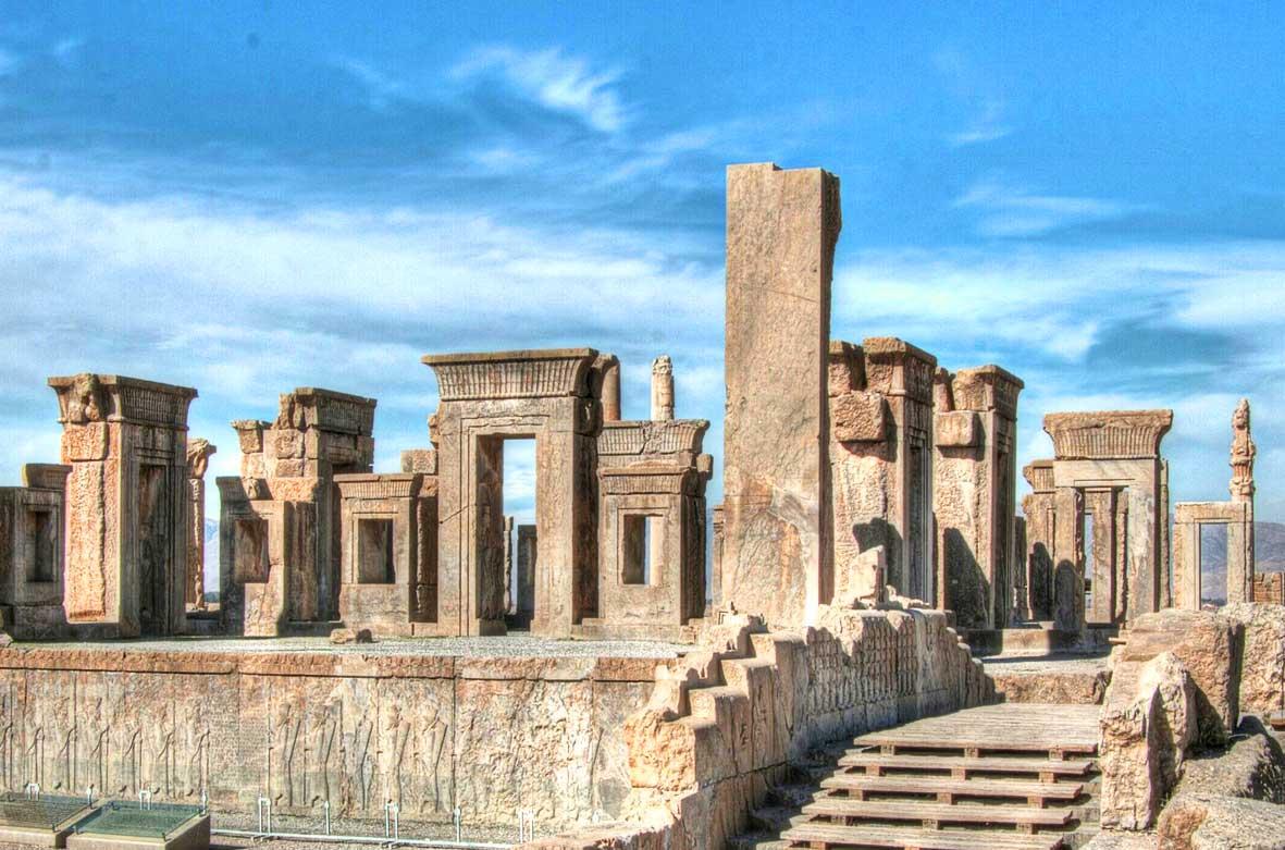 رحلات إيران