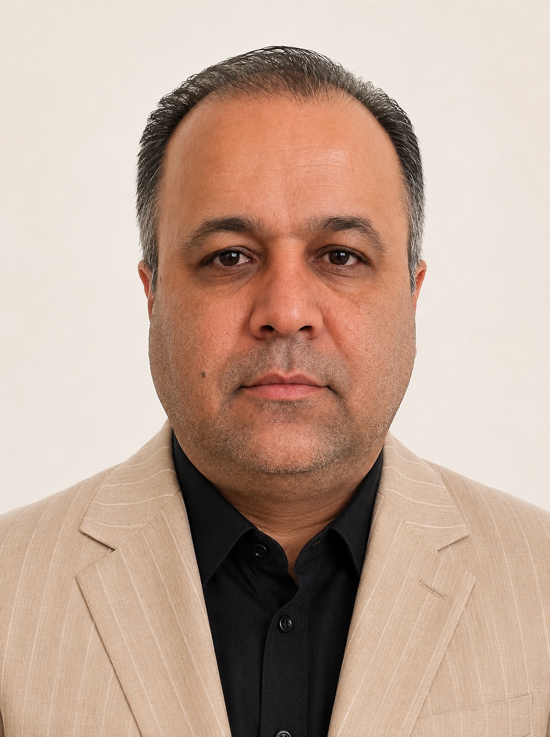 حمیدرضا حدائق، روزنامه نگار مقیم عمان