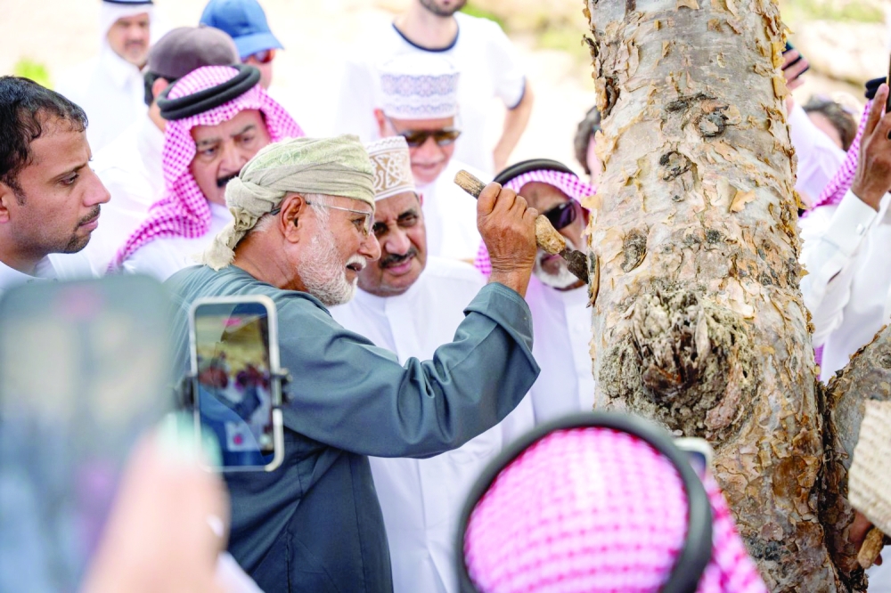 عکس واقعی و رسمی همان خبر؛ منبع: روزنامه عمان