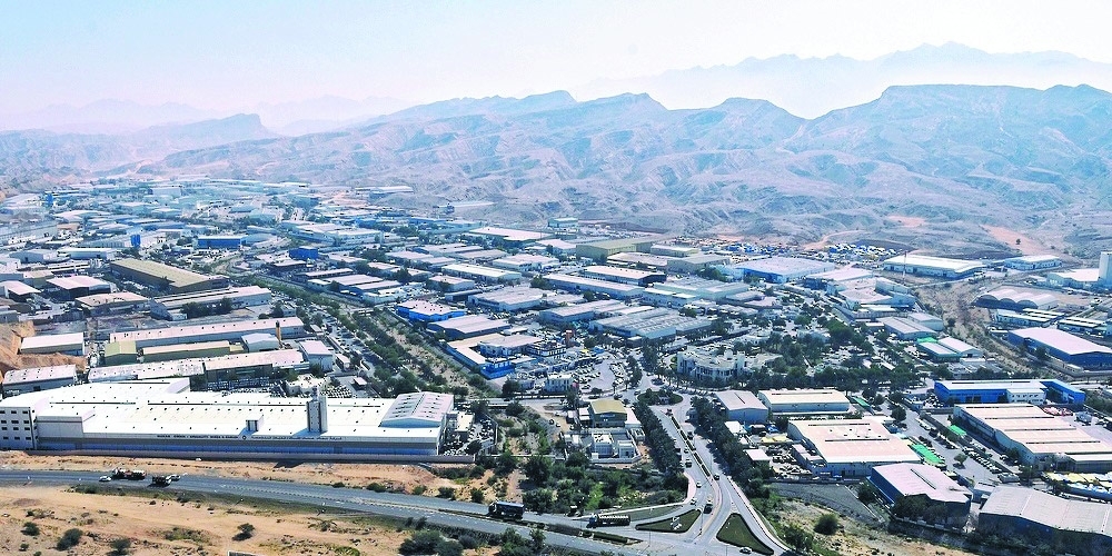 نمای هوایی یک منطقه صنعتی در عمان؛ تصویر واقعی منتشرشده همراه گزارش رشد تولید ناخالص داخلی