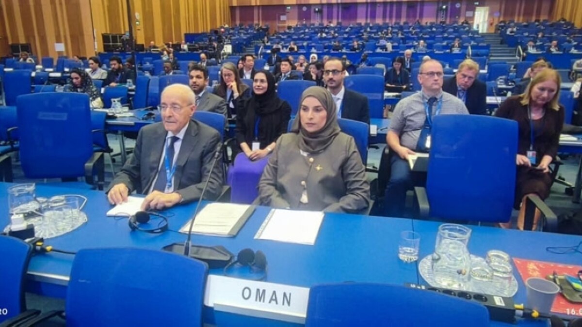 عکس واقعی هیئت عمان در هفتادمین کنفرانس عمومی آژانس بینالمللی انرژی اتمی در وین؛ ۱۶ سپتامبر ۲۰۲۶، منبع: عماندیلی و خبرگزاری عمان